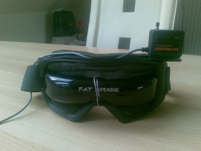 FatShark v smučarskih očalih in Head tracker