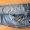 Tričetrt hlače jeans, v pasu 26 - 1€