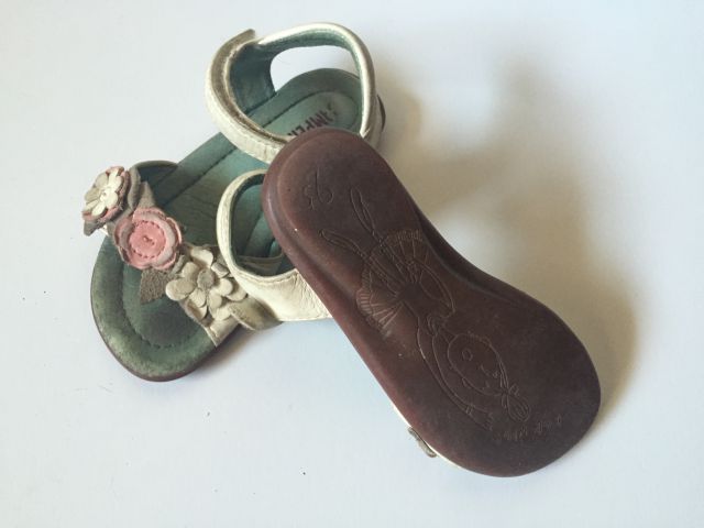 Camper sandalčki 25, nd. 15 cm, cena 6 EUR