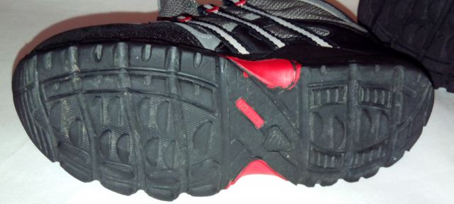 Pohodni čevlji Adidas Terrex št. 27 (UK 9 1/2) ...