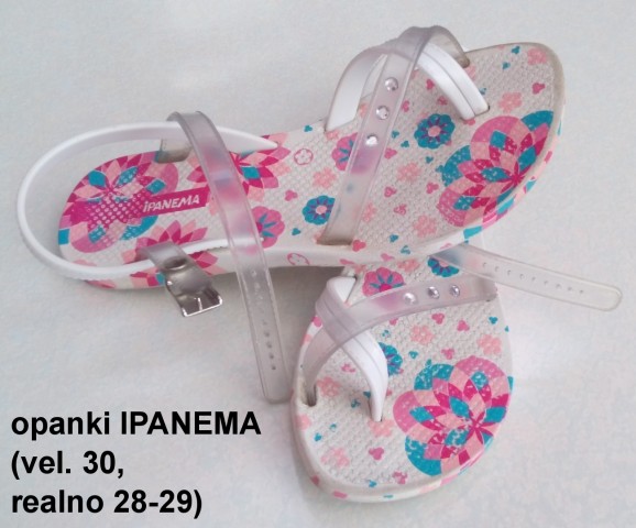 Opanki/sandali IPANEMA (vel. 30 - realno 28-29) beli - 10€