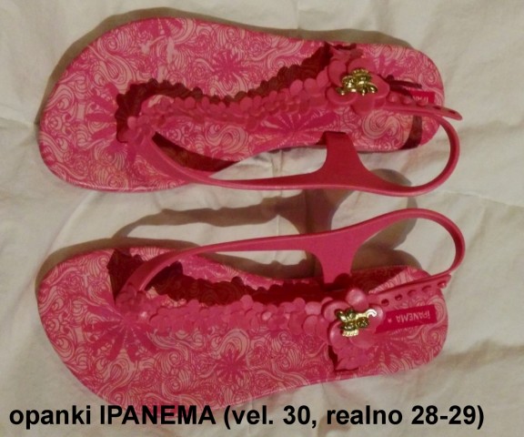 Opanki/sandali IPANEMA (vel. 30 - realno 28-29) roza - 18€