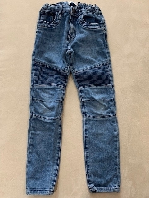 Fantovske jeans hlače Zara - foto