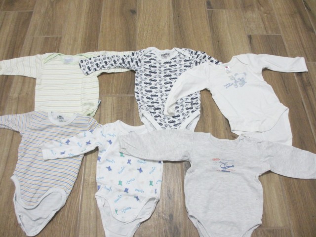 Oblačila za dojenčke 62-74 - foto