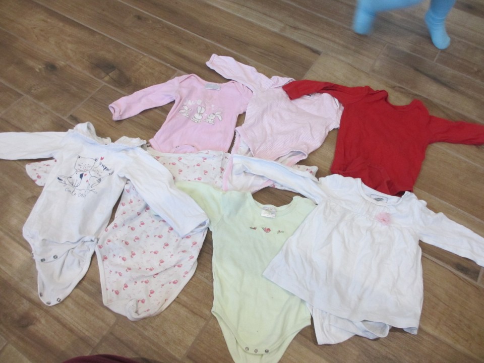Oblačila za dojenčke  - foto povečava
