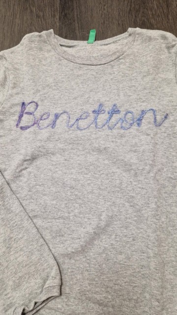 Nenošen Benetton pulover vel. XL, 10-11 let (realno za 140-146)