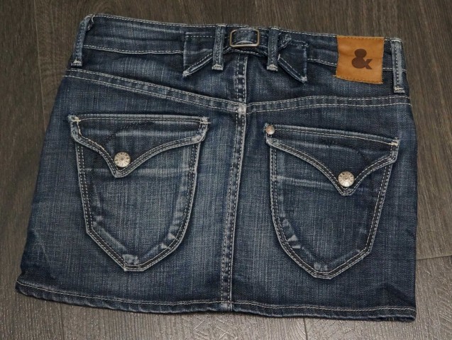 Hm jeans krilo vel. 152