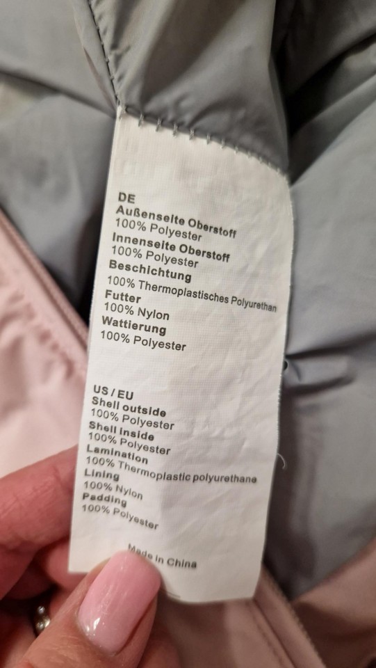nenošena USHA zimska dolga bunda vel. M