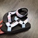 Reserved sandali vel. 35