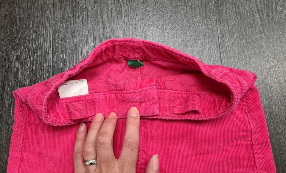 benetton žametno krilo vel. xxs (3-4 leta)