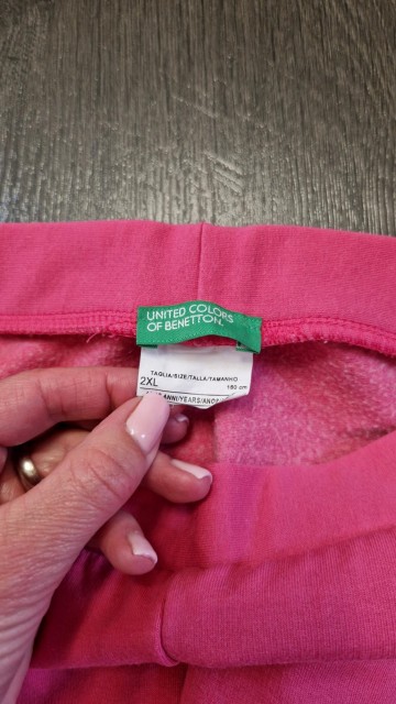 Benetton kosmatene legice vel. 2Xl, 11-12 let, 160 cm (primerne za ca. 152)
