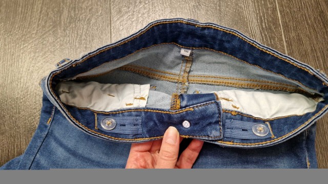 Nenošene C&A jeggings vel. 146