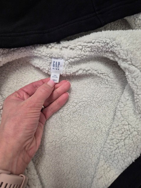 GAP kosmatena, topla jopa vel. XXL oz. 14-15 let (realno za 152-158)