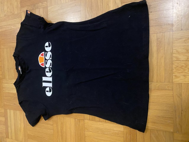 Ellesse M za S 8 eur