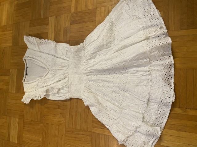 Guess obleka xs-s 40 eur