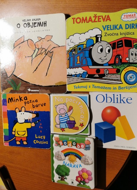 Otroške knjige, slikanice  - foto