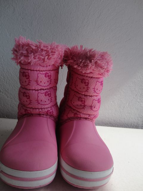 Crocs Hello Kitty škornji, vel. 26, cena 20e-PRODANO