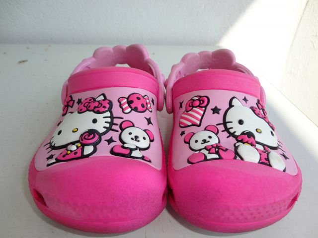 Crocs Hello Kitty št. 25/26 C8/9, 15€PRODANO