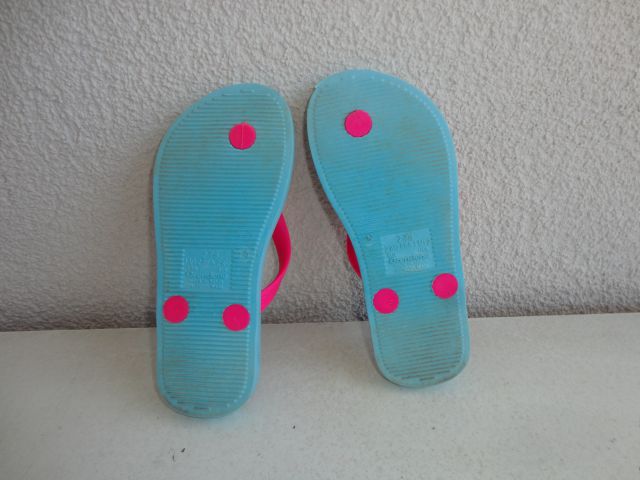 Japonke Ipanema Smrkci,v 28/30,5€prodano