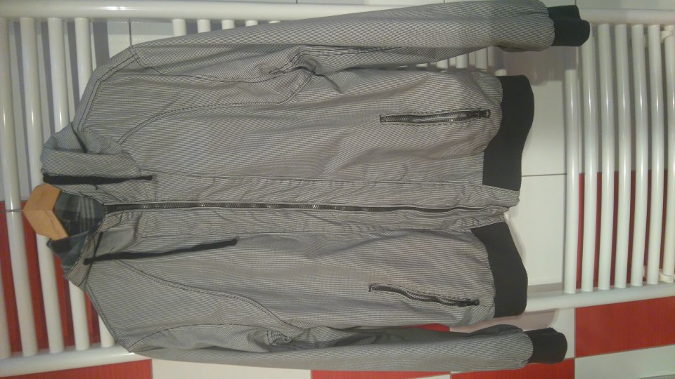 Moška jakna xl 15€ - foto povečava