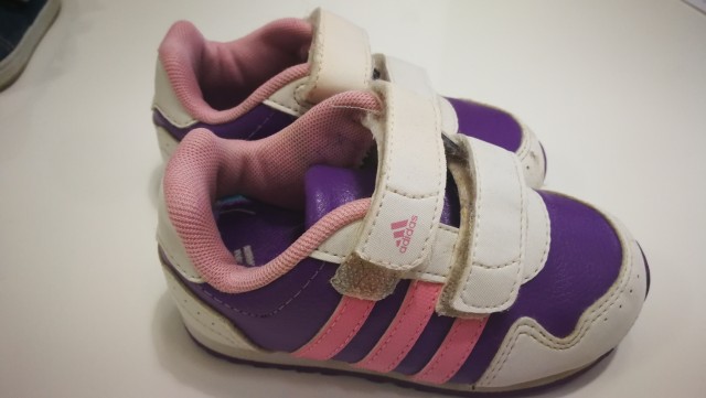 Adidas teniske 23 št  - foto