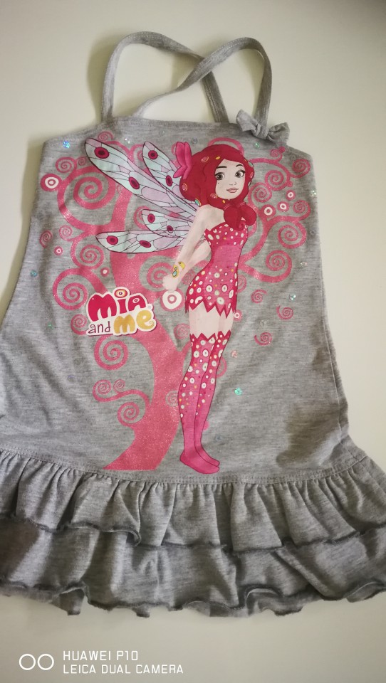 Oblekica Mia in jaz 98 št. 5 € - foto povečava