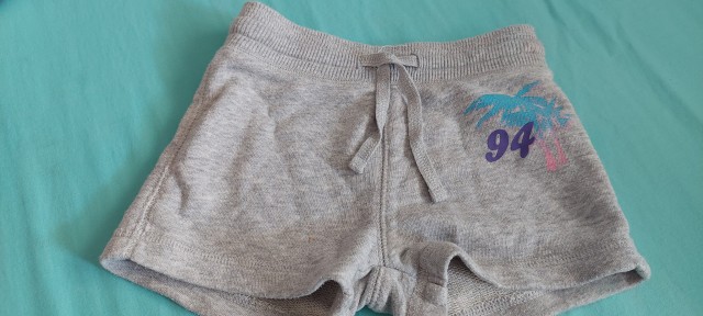 Dekliške kratke hlače  HM in S Oliver št.98 - foto