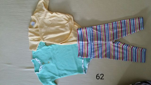 Otroška oblačila od št. 50 do 80 - foto