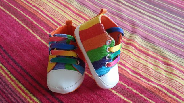 Otroška obutev 6-12 mesecev - foto
