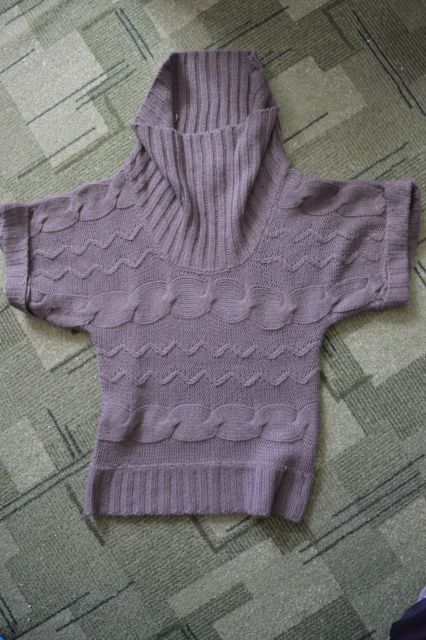 Pleteni pulover - 3 eur