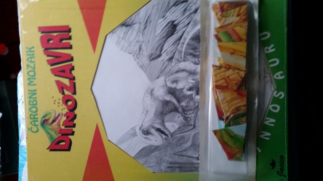Sestavljenka dinozavri nova - 1 eur
