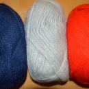 modra in sivkasta 3,50 eur/2 klopčiča