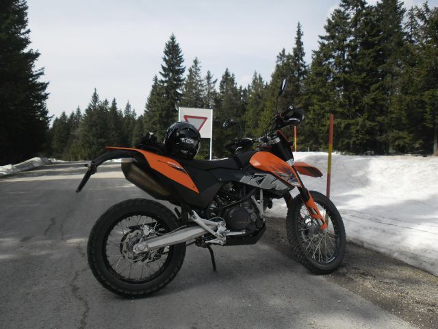 KTM 690 Enduro - foto