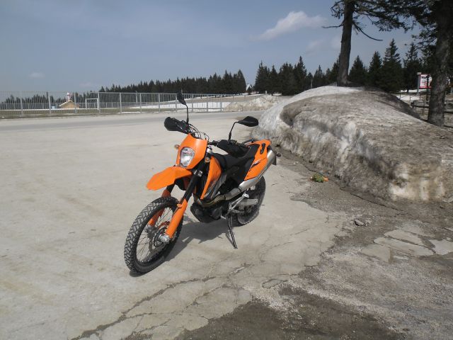 KTM 690 Enduro - foto