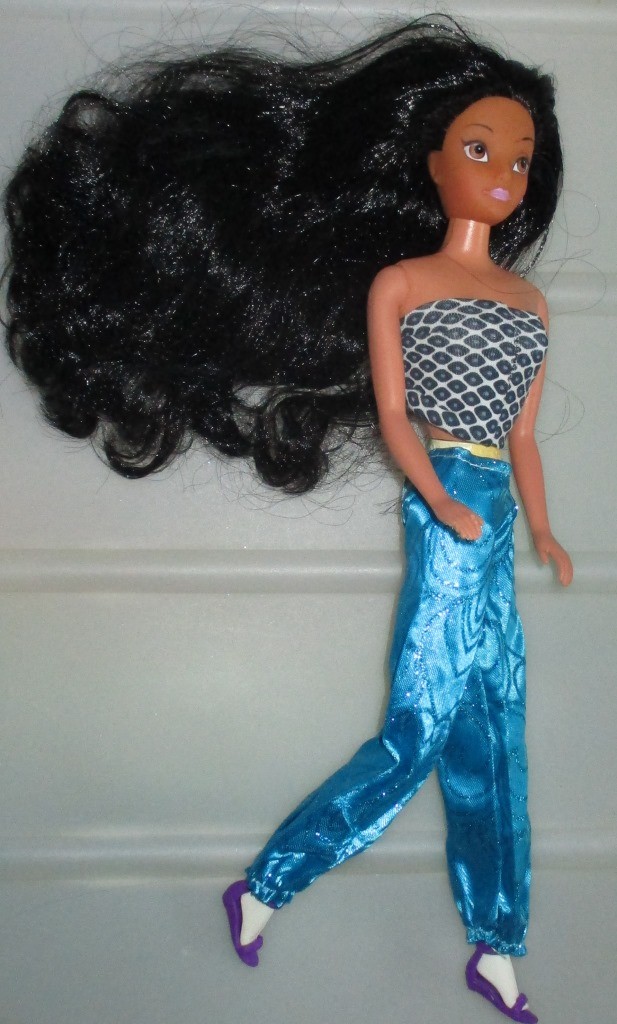 Barbie punčka Mattel Disney Jasmina 9,8€ - foto povečava