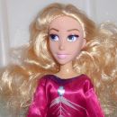 Barbika Hasbro Disney princeska 13€