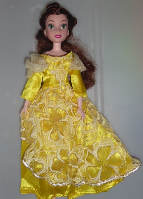 Barbika Hasbro Disney princeska Zalika /Bella - foto