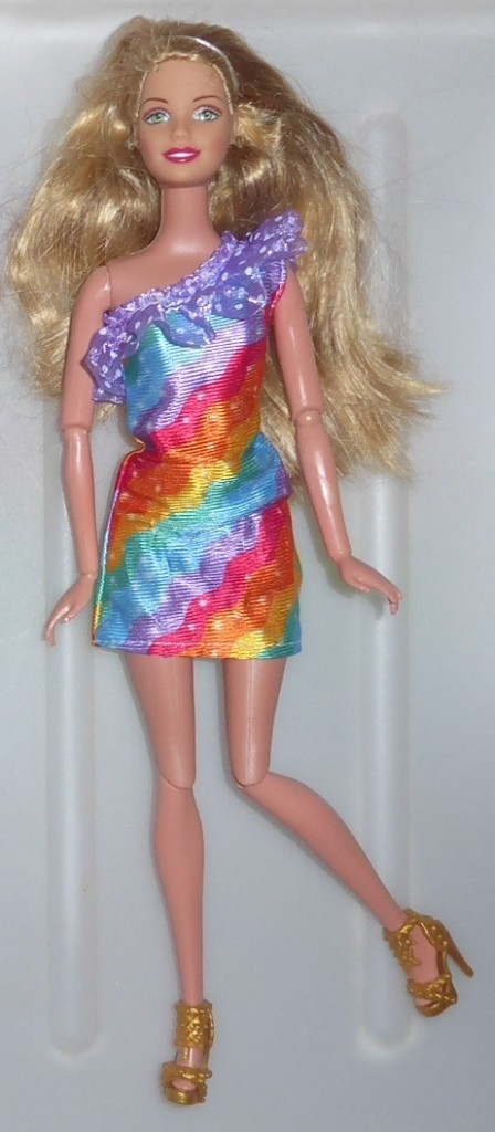 Oblačilca za Barbie barbike - foto povečava