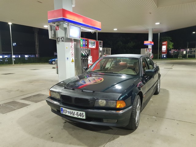 Bmw e38  - foto
