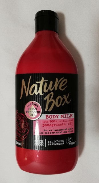 56b. Nature box, vlažilno mleko za telo