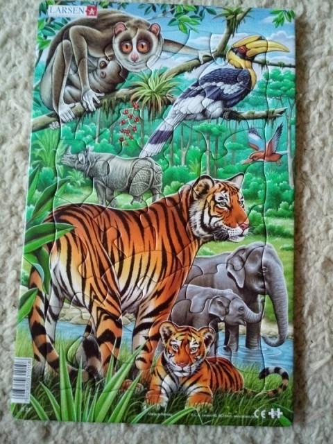 72. Puzzle Živalski svet   IC = 2 eur