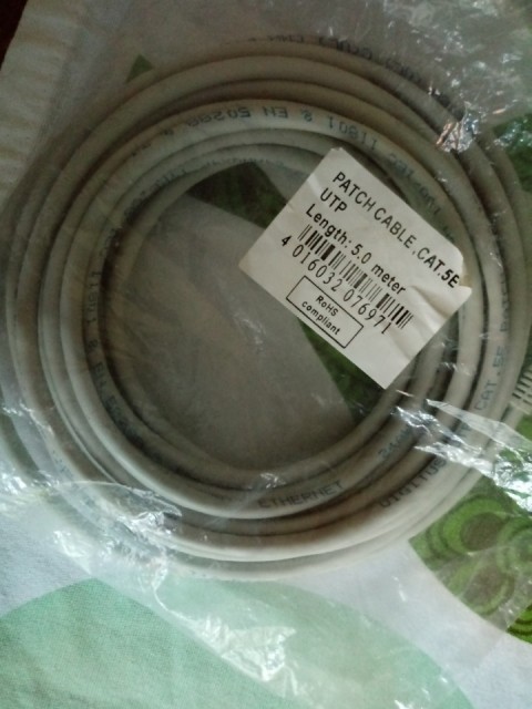 73. UTP kabel Cat. 5e   IC = 2 eur