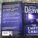 33b. The empty chair, Jeffery Deaver    IC = 3 eur
