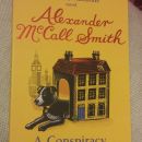 31.  A Conspiracy of Friends, Alexander McCall Smith   IC = 3 eur