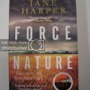 29. Force of Nature, J. Harper   IC = 4 eur