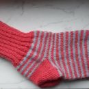 39f. Tople, ročno pletene nogavičke, stopalo 23 cm   IC = 4 eur