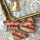 43d. Set dekorativnih lesenih obeskov    IC = 3 eur