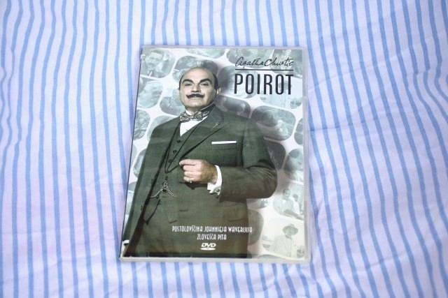 62. DVD Poirot   IC = 1 eur