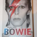 70.  David Bowie, biografija   IC = 8 eur