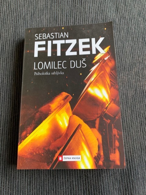 89. Lomilec duš, Sebastian Fitzek    IC = 2 eur